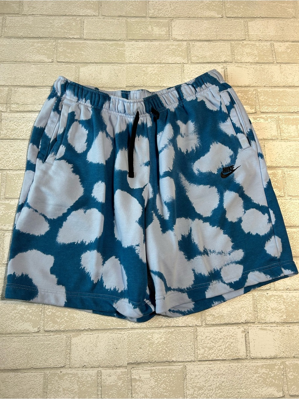 Nike SportsWear Essentials Sweat Shorts - Teal Tie-Dye Athletic size XL